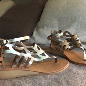 Matisse gold sandals